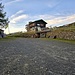 Parcheggio deserto al Bar Bianco sopra Rasura in Val Gerola