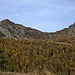 Eccola la nostra meta, il Monte Combana.
Al centro la bocchetta
