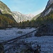 im Hintergrund der Dürrenstein
