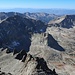 Ausblick vom westlichsten Punkt des Gipfelplateaus auf die "Keyboard of the winds" genannten Felszacken