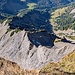 das ist der Valüragrat, es geht auch ein Wanderweg über den Valüragrat hinauf zum Hohen Freschen