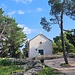 Alte Kirche auf der kleinen Halbinsel 