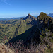Blick zum Speer und weit über das Toggenburg/Appenzellerland bis zum Bodensee