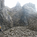 Zurück in der Geröllschlucht (4).