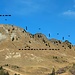 Der Kammhalda-Grat geht von einer kleinen Hütte rechts, bis zur einer ähnlichen Hütte links vom Grat, siehe dazu das Bild Nr. 53, mit der Einteilung der Schwierigkeiten, der Grat ist ca. 550 m lang und es sind ca. 130 hm, auf- und abwärts, zu bewältigen. Die äusseren Bedingungen waren sehr gut, nur die zwischenzeitlichen Föhnböen haben die Überschreitung noch ein wenig heikler gemacht als sie schon war, - es ist darum besser diesen Grat nicht mit "Föhn Unterstützung" zu begehen. 