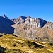 Ab Unter Mutterort weglos über Geröll und Bachbettern Richtung zum weiss-blau markierten Wanderweg, steil hoch zur Twäriberglücke
