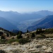 Jacky im Aufstieg - im Hintergrund Bellinzona und die Magadino-Ebene...