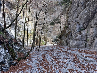 ...Kranebitter Klamm.