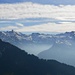 Im Aufstieg zum Gulmen - der Blick Richtung St. Galler Oberland und Glarner Alpen öffnet sich