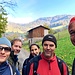 [u Schubi], [u Nyn], [u Faxe], [u Wimpy] und meine Wenigkeit. Unsere letzte gemeinsame Tour hatte uns im Mai durch Vogesisches Steilgras und die felsige Ostwand des Rothenbachkopfs geführt, nun wollten wir im Schweizer Jura T6 haben: 