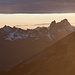 Wunderbarer Morgenblick auf die nördlichen Tannheimer Berge und Ammergauer Alpen.