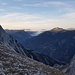 der Hochnebel ergießt sich in die Täler