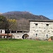 Fattoria lungo il percors