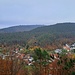 Dort überschaut man Hinterweidenthal.
