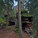 ...an weiteren Felsen vorbei.
