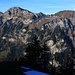 Aussicht von Alp Unter Wend (1725m) übers Melchtal zu gegenüber liegenden, Gipfel Vorstegg (2082m) der gleich heisst wie eines unserer Gipfelziel heute.<br /><br />Hinter dem Vorstegg ist der Bocki (2073m), rechts sind Wandelen (2105m) und Astelhorn (2084m).