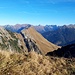 Blick zum Häselgehrberg mit seiner steilen Südflanke. 