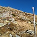 Eine der Stangen, welche den Weg zum Cristallina-Pass markieren (sollen? - Ich habe nur zwei gesehen)