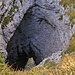 Beim Aufstieg zum Wannnenstöckli, dieses grosse und tiefe Loch entdeckt mit Druchblick