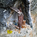Vierge dans le rocher à Bitzu.