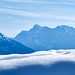 Schnee am Thaneller (2341 m), der am späteren Morgen schon ziemlich sulzig geworden ist.