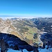 Blick das Alpthal hinaus Richtung Züri-See, der noch unter einer Nebeldecke liegt. Links der Kleine Mythen und der Haggenspitz.