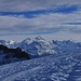 Das Weishorn in der Mitte. Gleich links davon das Bishorn. Rechts das Zinalrothorn. Und dazwischen, viel kleiner weil 20km weiter weg, die Monte Rosa.