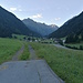 Start im Pitztal um 7 Uhr morgens. Ich wäre auch gerne noch eine Stunde früher losgegangen, aber Kollege Benjamin ist kein Frühaufsteher... ;-)