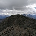 Blick vom Nordgipfel zum Südgipfel.