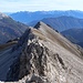 Blick von der Scharte den Grat entlang