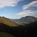 lange Schatten im Abstieg