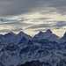 Oberland skyline : Wetterhorn - Lauteraarhorn - Schreckhorn au centre (image Hugo)