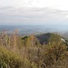 Pian Valdes al sole ed una cappa di grigio più a Sud.
