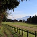 entlang der Wiese vom Garzahnhof