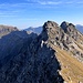 Ausblick vom Nebelhorn, der Große Daumen ist noch weit weg...