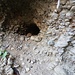 mit Höhle
