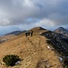 La cresta tra il Baciamorti e l'Aralalta