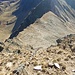 Blick vom Gipfel zur Aufstiegsroute