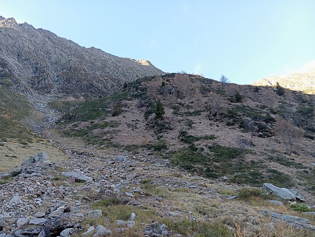 Im Anstieg zum Sailertaljoch, der Sonne entgegen