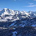 Aussicht vom Amslergrat nach E über Wysseberg, Schatthore und Hahnenmoos u.a. zu Gsür, Albristhore, Vordere Loner, Altels, Balmhorn und Rinderhorn (von links)
