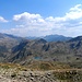 Blick hinunter zum Lago di Sant Anna. Links hinten der Sattel des Col de la Lombarde, über den es am darauffolgenden Tag weiter Richtung Mittelmeer ging.