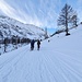 <b>All’altezza dell’Alpe Maniò (1741 m) raggiungo quattro scialpinisti intenzionati a scalare il Forcella (2846 m). Due di essi, una volta arrivati alla Sidelenlücke (2744 m), desisteranno. </b>