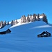 Die Alphütten noch im Schatten