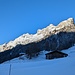 Blick zum Rundhorn und Stutzhorn kurz nach dem Start in Sufers.