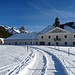 ...zum Schloss Kaiserau...
