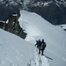 Abstieg - gigantische Wechten am Gipfelgrat