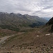 Rückblick zur Marteller Hütte beim Aufstieg zum Gletscher.