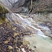 Mergelstufe, ringsum mit Eis überzogen, Aufstieg nur im Wasser selbst