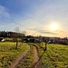 Bei Knoden. Das Höhendorf der Zauberer! Offenbar hat es ein Knodener vor vielen Jahren bis in die Schweiz geschafft. Ein Hikr womöglich? Ein Hexr auf jeden Fall, denn der Mann musste die Schweiz schnell wieder verlassen - wegen Hexerei! Und so verbreitete sich nach dem Ende des Dreißigjährigen Krieges die Furcht vor den Knodenern....
