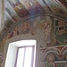 Sulla lunetta Sud la presentazione dei doni dai parte dei Magi.